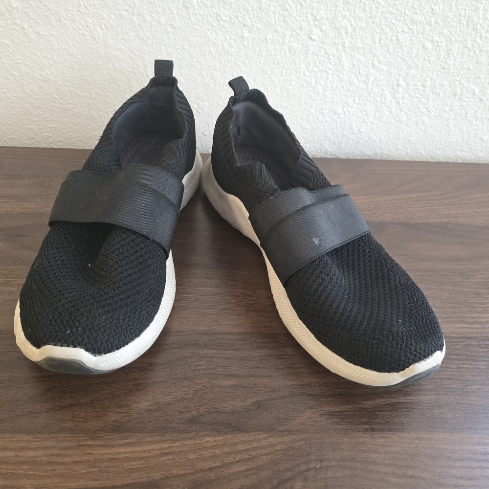 Aetrex Slip-On Sneakers